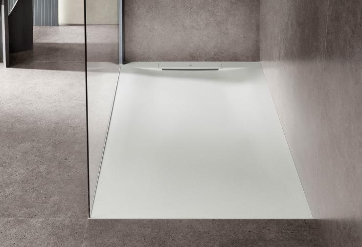 Le receveur de douche à encastrer